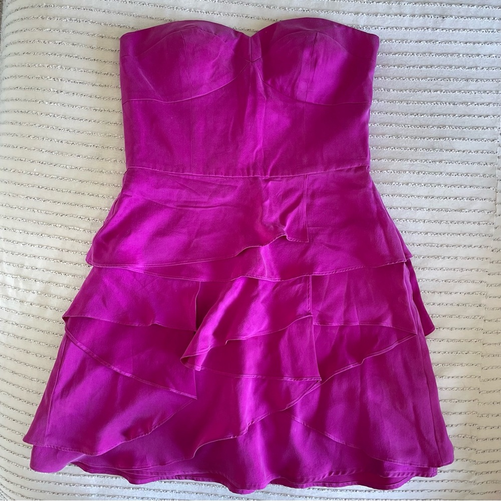 Twelfth St. By Cynthia Vincent 100% Silk ruffle dress, Size 6
